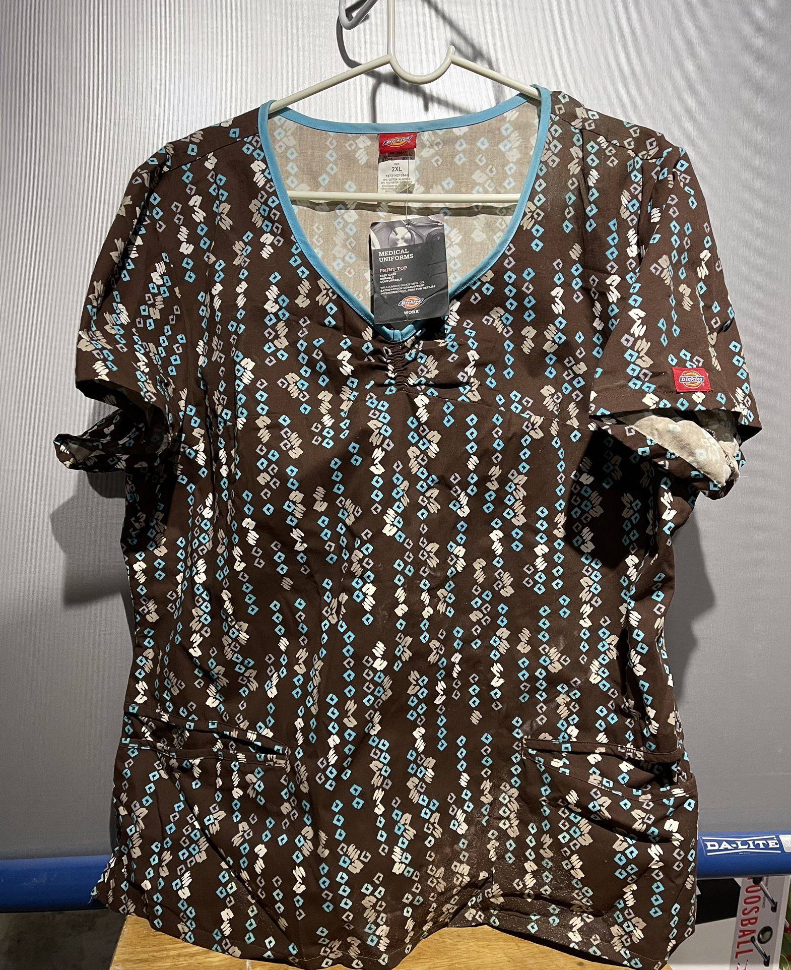 Medical Uniforms Tops, 2 Scrubs Tops
