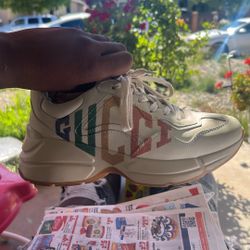 Gucci Shoes 
