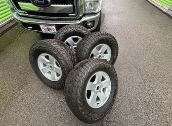 4 Falken Wildpeak A/T 3W P285/70R17 117T.