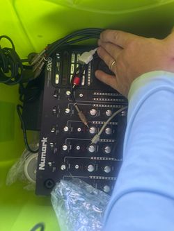 Numark 5000 DJ Mixer