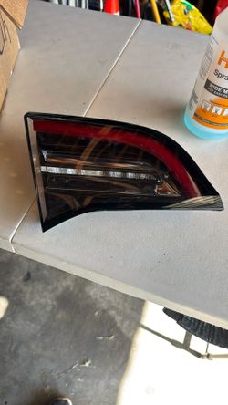 Tesla Model3 Trunk Tail Light