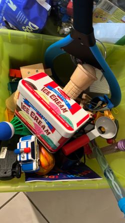 toys
