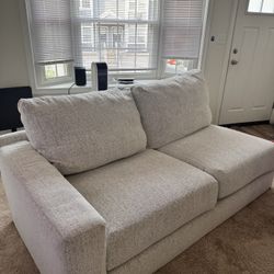Mason White 123'' 2 Piece Left Arm Facing Chaise Sectional