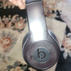 Beats Wireless Bt Headphones 