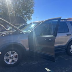 2003 Ford Explorer Part Out