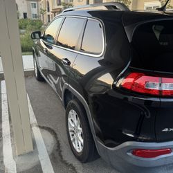 2015 jeep Cherokee Latitude $7000