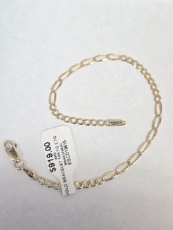 14kt Gold Figaro Twist Bracelet 7.5"