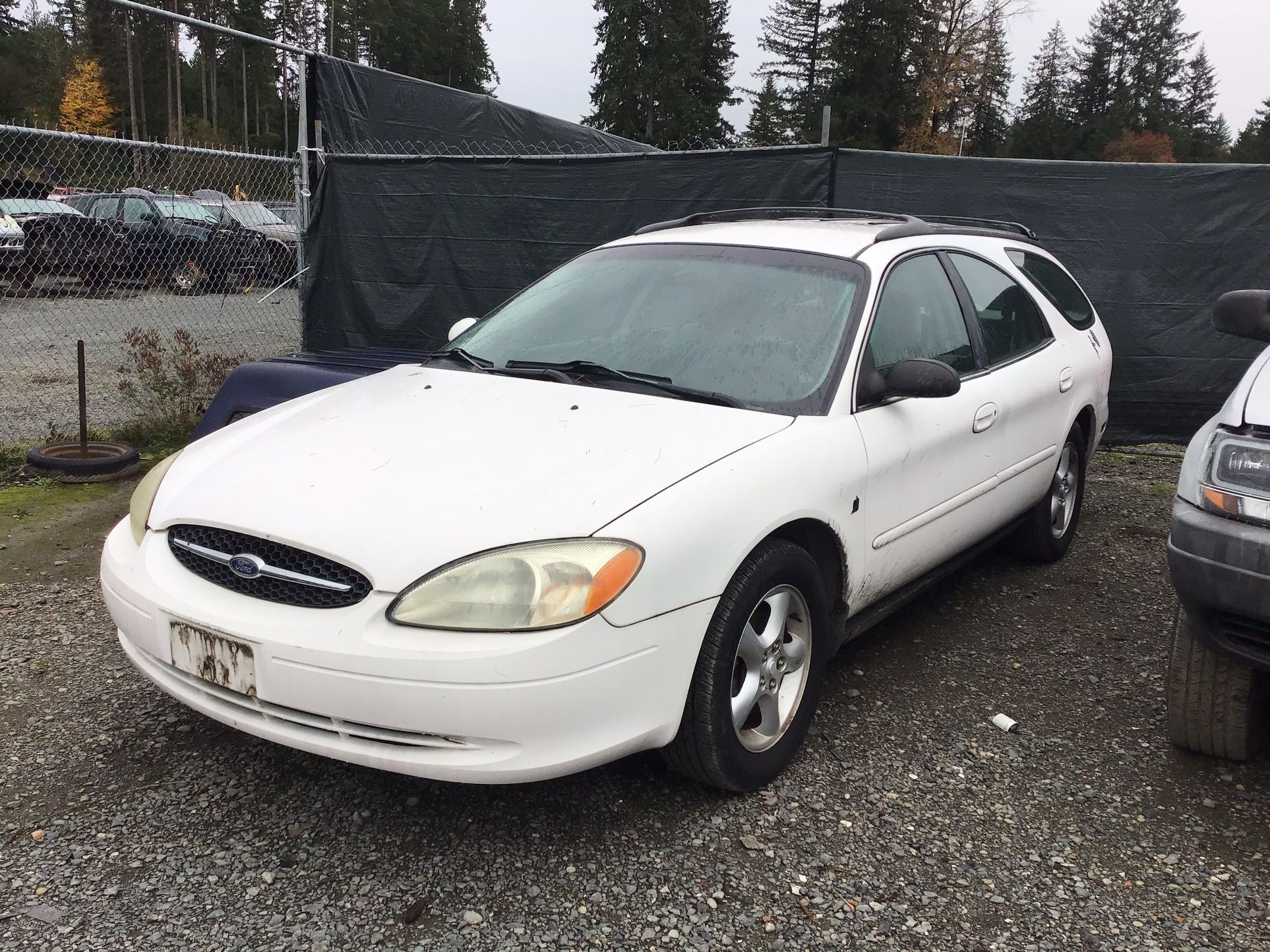 2001 Ford Taurus