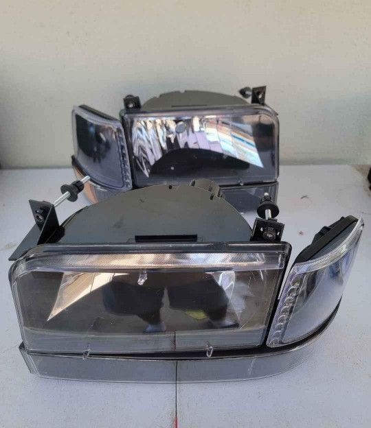92-96 Ford F150 F250 F350 Bronco Headlights Luces Micas Calaveras Faros Faroles Focos