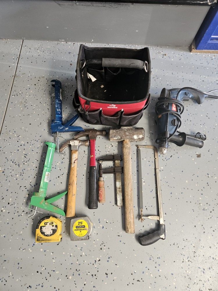 Husky Bag And Tools