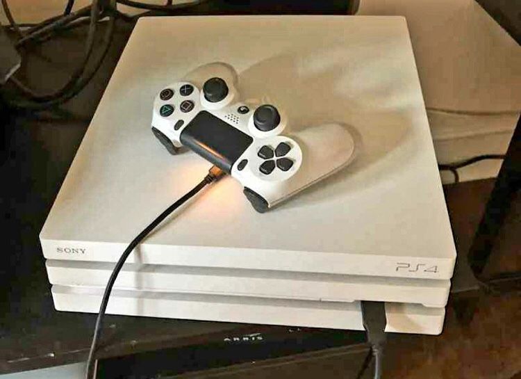 PlayStation 4 Pro 1Tb 