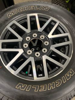 Ford F-250 Lariat Wheels And Tires