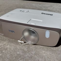 BenQ HT3050 1080p Projector 