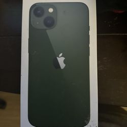 iPhone 14 and iPhone 15