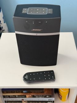 Bose SoundTouch 10 Wireless Music Speaker System /Remote Bose Sound!