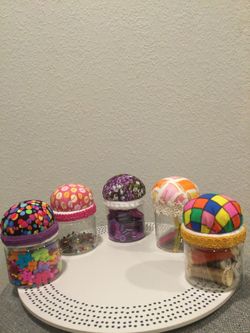 📍 PINCUSHION WITH LITTLE STORAGE, NEW