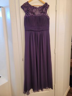Woman's Ever Pretty Dress Wedding Special Occasions Quinceanera Formal Size 18