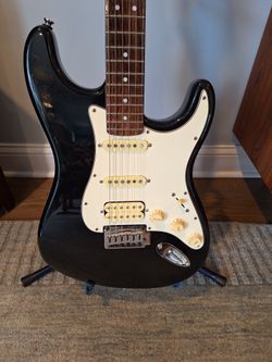 Fender Squier Standard HSS black metallic electric guitar