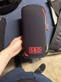 SBD knee sleeves Xl (weight lifting/powerlifting knee sleeves)