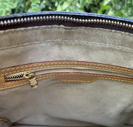 Authentic Louis Vuitton Cabas Mezzo Shoulder Bag for Sale in Lake