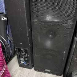 2 QSC kw153’s