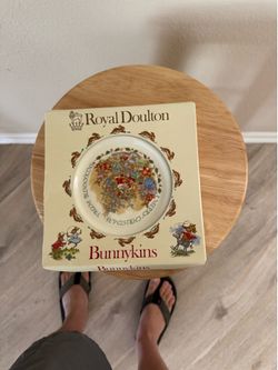 Vintage Royal Doulton Bunnykins Merry Christmas Collector Plate w/ Original Box