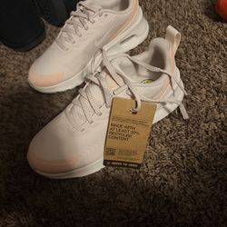 Size 7 brand new Nikes