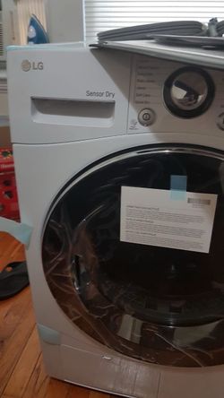 LG 24” Compact Ventless Dryer DLEC888W