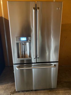 GE bottom mount refrigerator with ice-maker