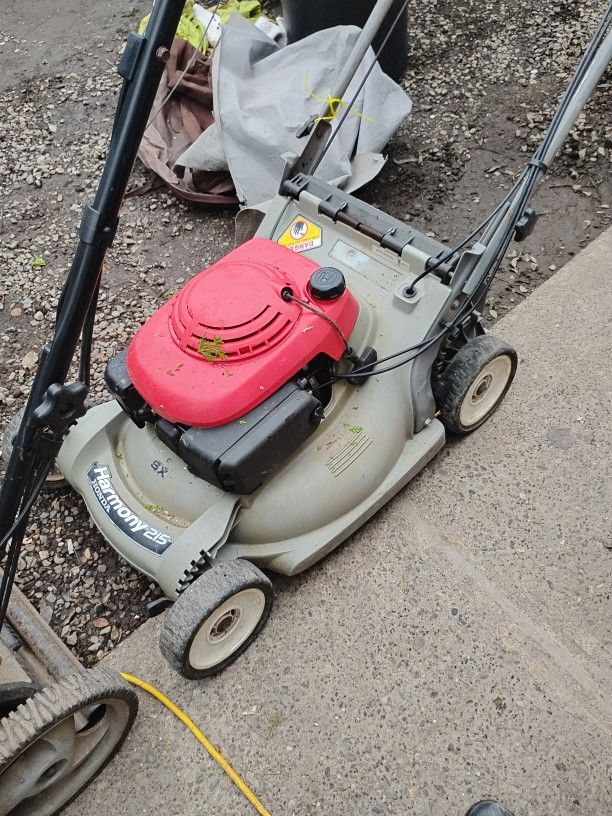 Honda Harmony 215 SX Lawn Mower