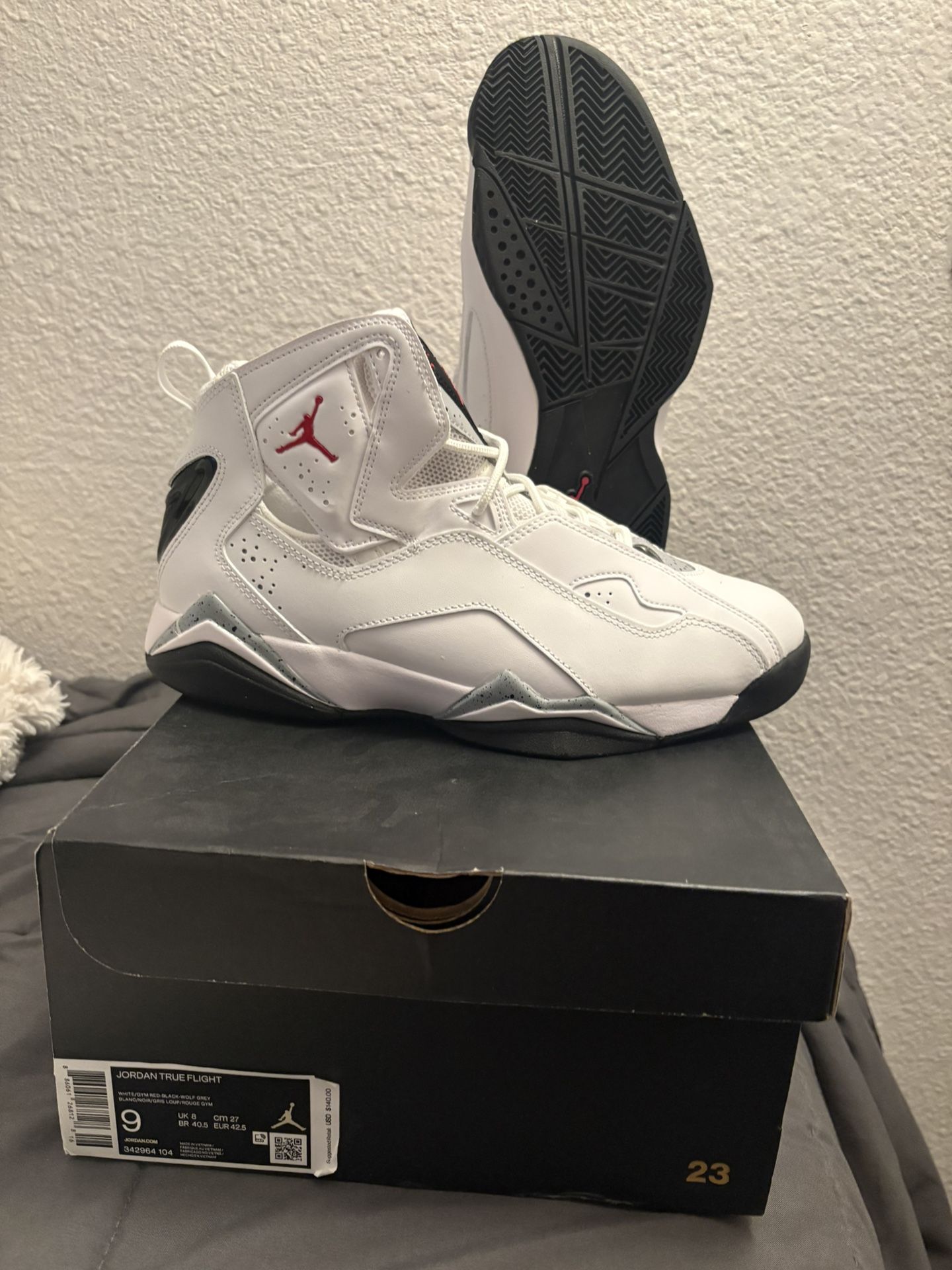 Jordan True Flight - Main Image