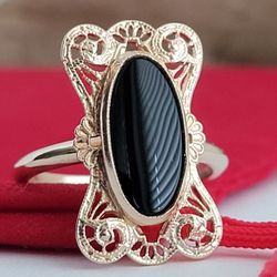 ❤️ 10k Size 5.5 Beautiful Solid Yellow Gold Onyx Gemstone Ring!/ Anillo de Oro con 1 Onyx! 👌🎁Post Tags: 10k 14k