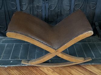 Gout Rest/Rocker Antique 