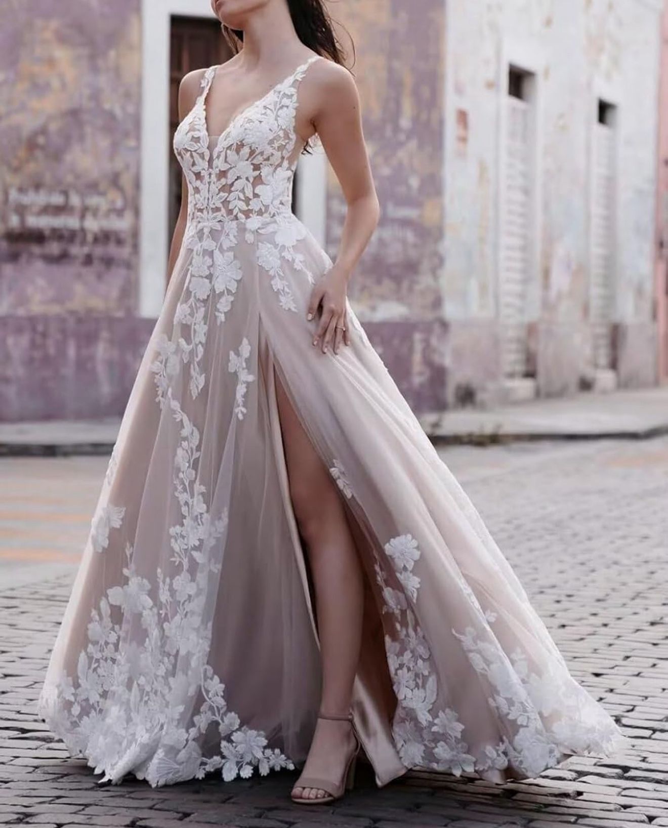 Plus size Womens' Beach Wedding Dresses for Bride Vneck Lace