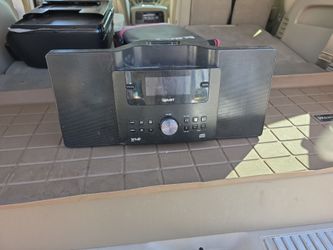 Gigaware Portable Speaker Dock System