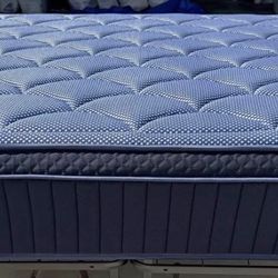 Dreamcloud Luxe Hybrid King