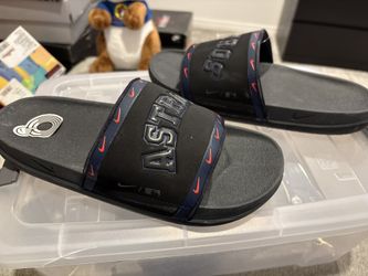 Off court slide Astros