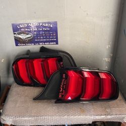 Tail Light Ford Mustang 