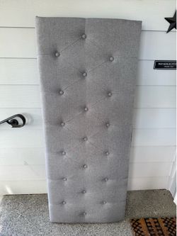 Headboard Full size and Frame- FREE!