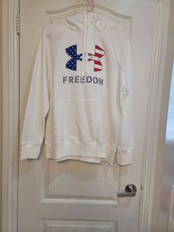 2 Women's Size Large Under Armour Hoodies