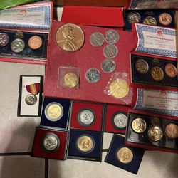 28 Coins Olympic Games 3 American Revolution Bicentennial Medals issued by the U.S /