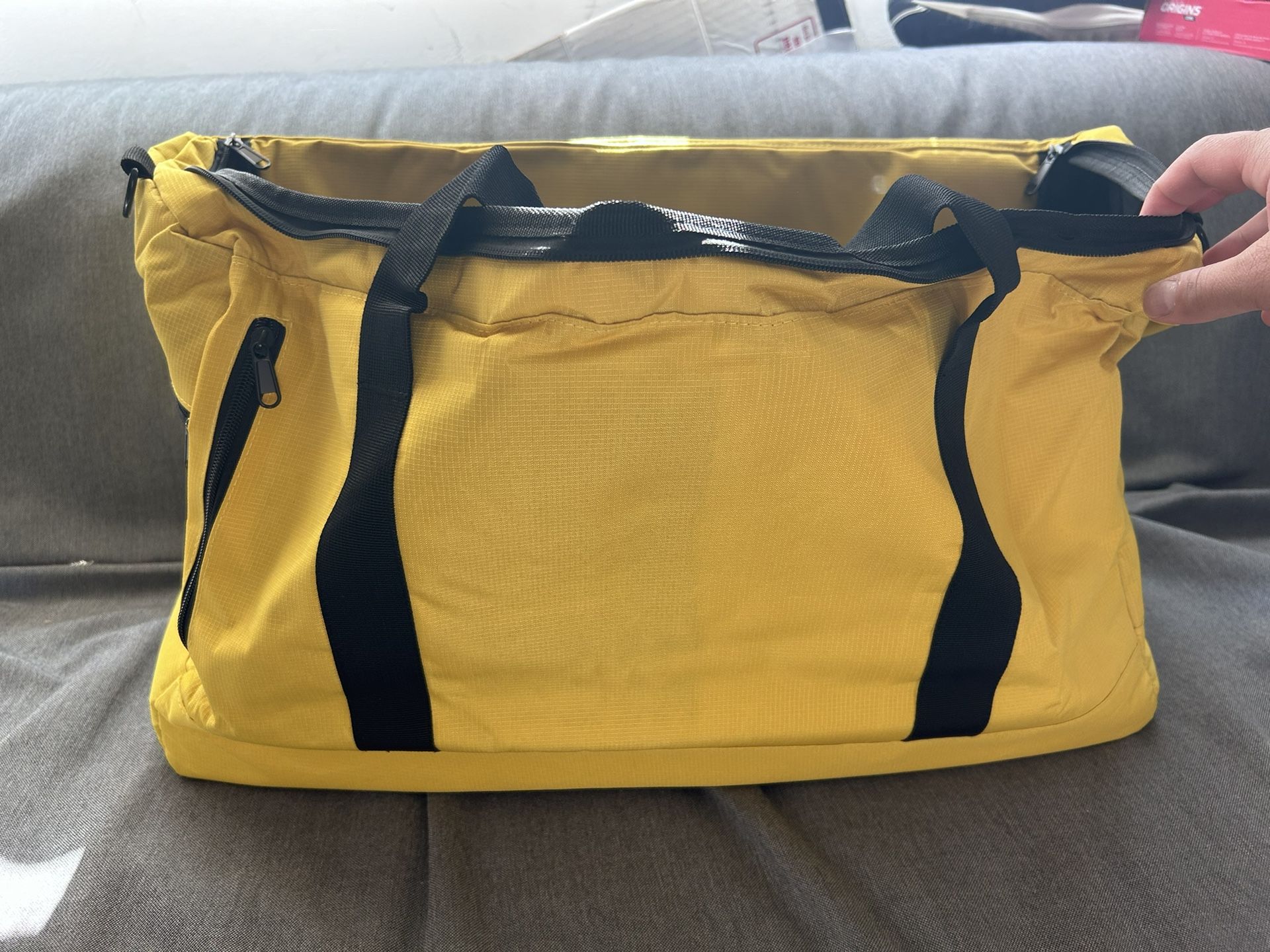 Large Yellow And Black Shoe Duffle Bag With Organizers And Extra Pockets Along Outside And Inside