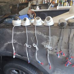 Security Cameras With Necessary Wiring Kit