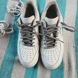 Nike 🐻‍❄️ White's ⛄ AIR FORCE ONES Sneakers 