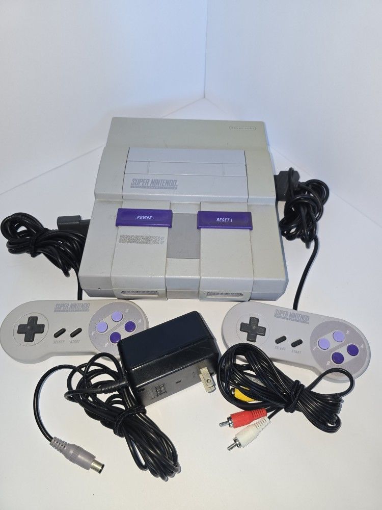 Original Super Nintendo SNES Console Bundle – 2 Controllers + Cables – Tested & Working!