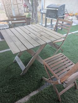 Tiki Table And Chairs