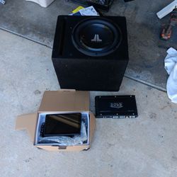 JL AUDIO 12IN SUBWOOFER 1600WATT BOSSass Da dd AMP AND 10 INCH TOUCHSCREEN 
