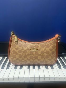 Coach Teri Shoulder Bag