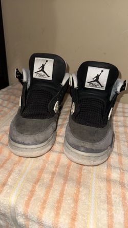 Jordan 4s size 7.5