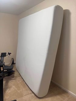 Zinus king size mattress - $200 OBO